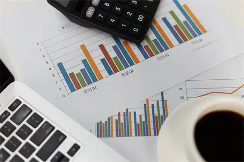 法律的悖论讲什么故事